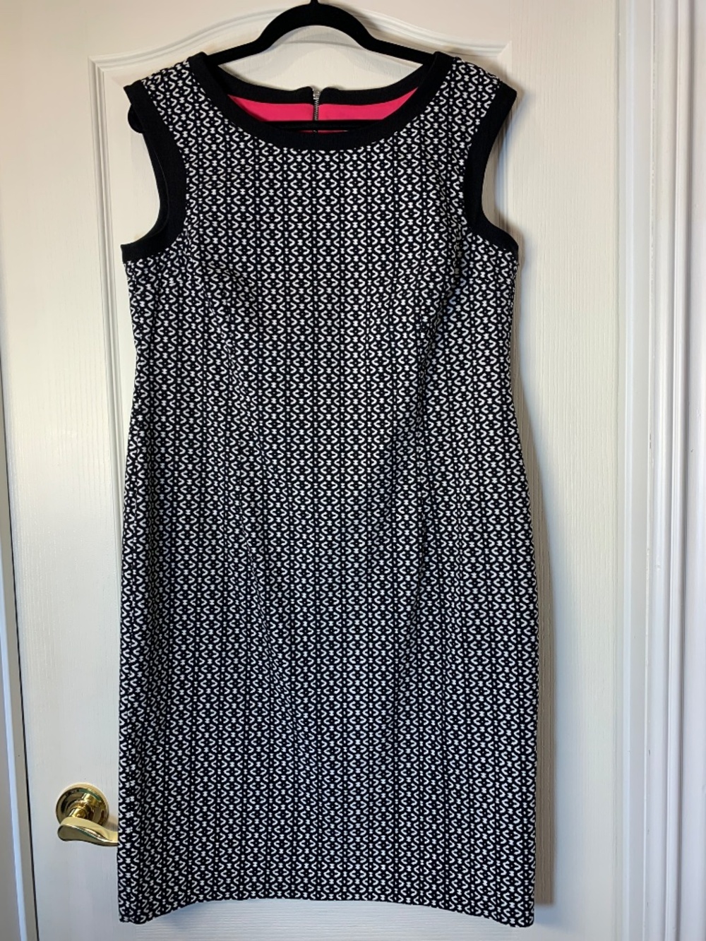 Melanie Lyne Black White Geometric Sheath Dress Size 16 Career Office Event